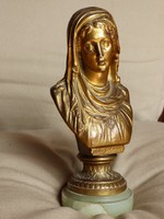 Aranyozott Mária szobor