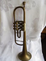 Régi trombita jelzett