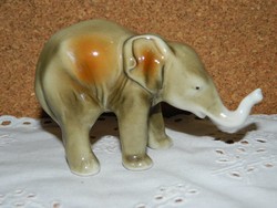 Royal Dux elefánt