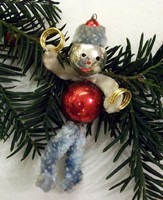 Karácsonyfadísz retró zsenília-üveg figura mutatványos kék nadrágos