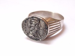 Római érmés ezüst gyűrű
