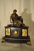 Pazar szépségű bronz szobros óra