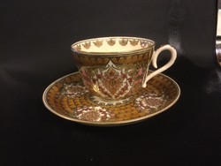 Zsolnay teáscsésze kistányérral az 1880-as évekből