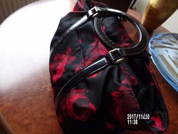 Modern női táska