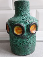 Bártfay Judit keramikus vázája