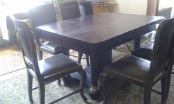 Századfordulós tömörfa asztal 6 + 2 székkel