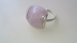Ezüst gyűrű gyönyörű rózsakvarc kővel díszítve 925 