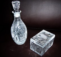 Kristály üveg váza / kiöntő és doboz / bonbonier