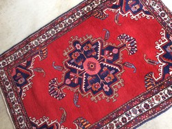 Perzsa (Hamadan) szőnyeg
