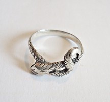 Kígyót mintázó ezüst gyűrű