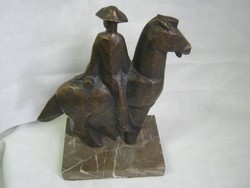 Olcsai Kiss Zoltán bronz szobor