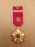 USA Kitüntetés Legion of Merit - Becsületrend, eredeti, tiszti fokozat, szalagsávval