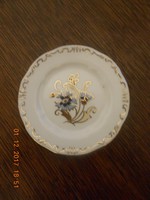 Zsolnay porcelán minitányér. Búza virágos 8,5 cm. 18 karátos arannyal. Hibátlan