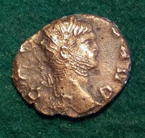 Antoninian. 2,1 g. 17 mm. Antilop.