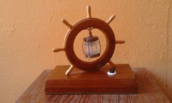 Hajókormány - lámpa.