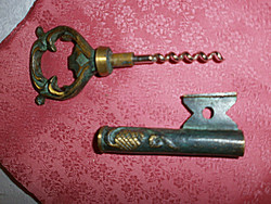 Antik réz kulcs:  dugóhúzó, sörnyító 