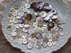 Régi gyöngyház kagyló gomb gombok vegyesen 100 darab