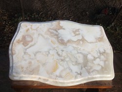 Mesés csiszolt felhős márványlap 1900-as évekből fazettált