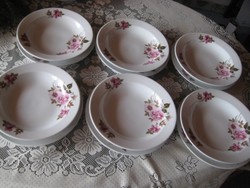 Alföldi Porcelán , tányér készlet   6-6 db  23,5  és 25 cm
