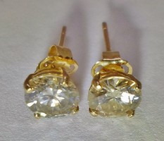Szépséges valódi 0,9ct Moissanite gyémántos aranytfülbevaló