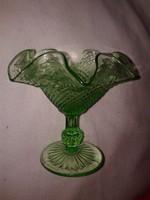 Antik uránium zöld formába öntött, nyomott üveg kehely, uránüveg ?