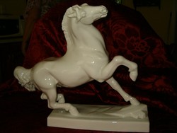 Herendi nagyméretű porcelán paripa szobor