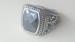 Ezüst, csiszolt onix köves gyönyörű pecsétgyűrű 925