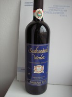 Szekszárdi MERLOT,1986-os különleges minőségű száraz vörösbor + ajándék pap