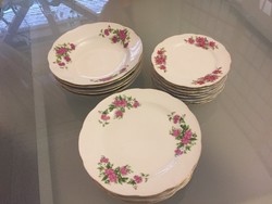 Kínai porcelán tányér  19db