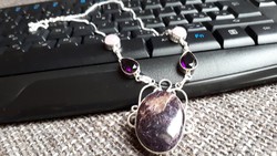 Silver lace decorated with rose quartz amethyst and charoit stone