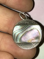 Gyönyörű antik ezüst medál Abalon kagylóval