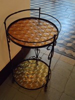 Katedrálüveges gurulós retro kovácsoltvas zsúr asztalka