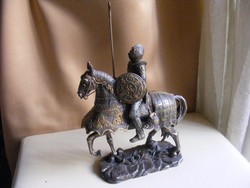 Veronese középkori páncélos lovag lovas szobor