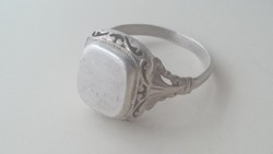 Ezüst pecsétgyűrű. Magyar Pénzverdei 925 ös. Nagyméretű 