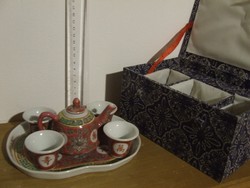 Különleges, kínai mintás porcelán baba teás készlet antik babákhoz-kis méretű!