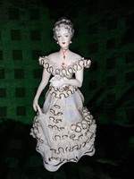 Barokk  porcelán  hölgy  szobor