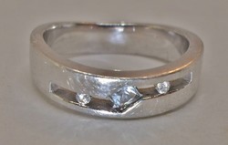 Szép régi széles,fehér köves ezüst gyűrű 