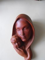 Art deco terrakotta fali maszk: anya gyermekkel