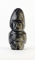 0Q280 Hibátlan onix azték szobor 11 cm