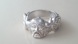 Ezüst Viking gyűrű 925 ös nagyméretű massziv, súlyos darab 