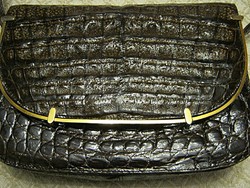 domagi részéreRégi krokodilbőr táska