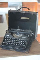 Continental típusú régi írógép