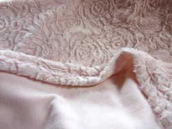 Pihe-puha barack rózsaszín rózsa mintás takaró