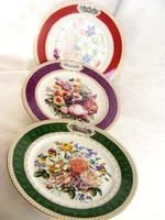Gyönyörű, hibátlan, Limoges-i porcelán tányérok, sorozatban, gyönyörű attraktív virágcsendéletek  
