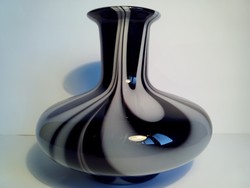 Op Art Design üveg váza