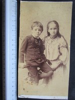  	FOTÓ FOTÓGRÁFIA FÉNYKÉP JELZETT VITANGE GYERMEK TESTVÉR PÁR FIÚ + LÁNY NAGYVÁRAD cca 1890