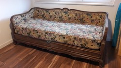 Neobarokk kanapé kanapéágy