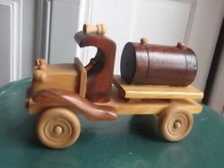 Oldtimer-Tartályos autó modell-makett fából-ajándékba is