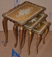 Velencei barok 3 darab egymásba tolható asztalka