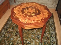 Intarziás régi varró asztal ZENÉLŐS